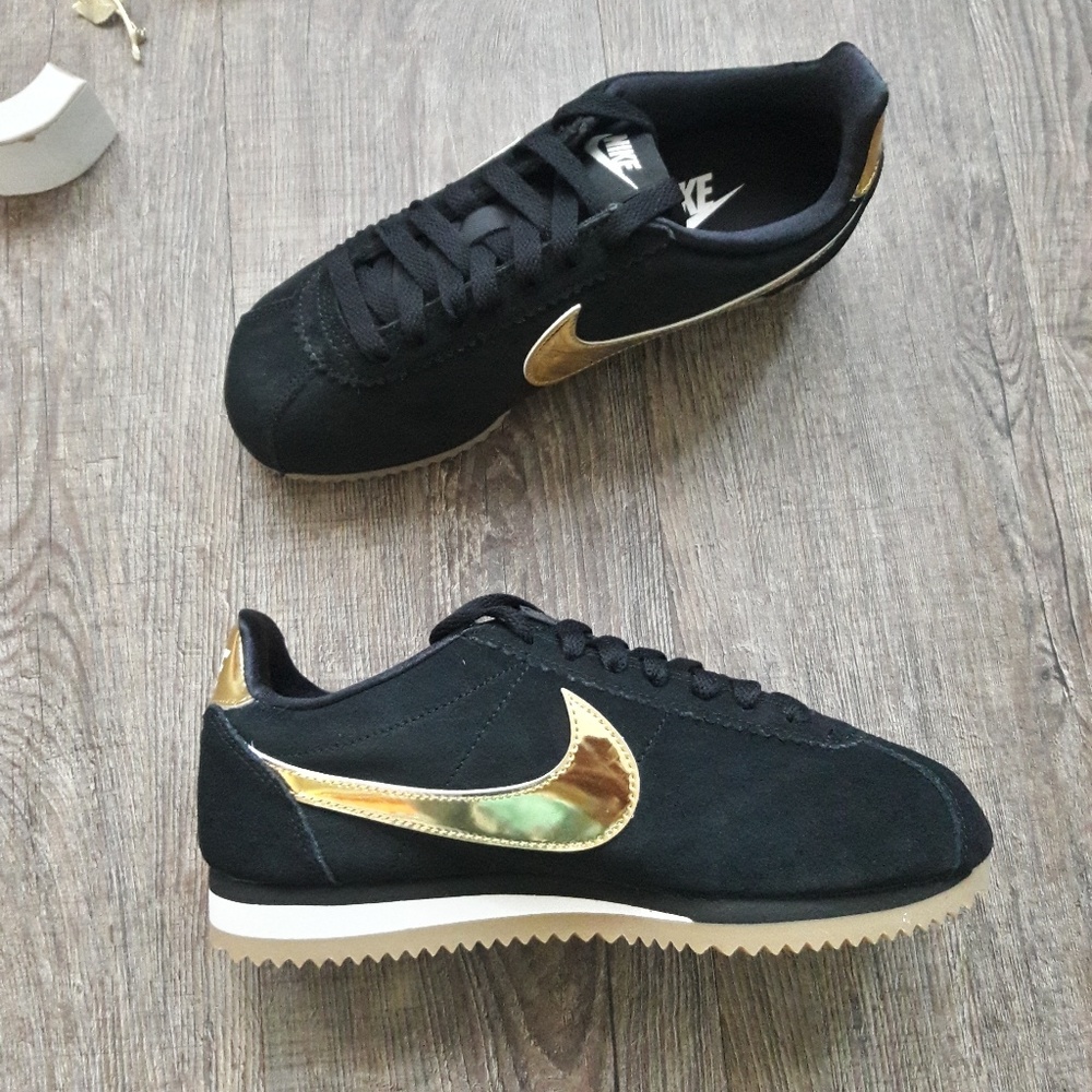 NEW Nike Classic Cortez LE - Picture 3 of 6